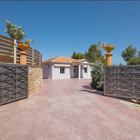 Villa Annaset Lithakia  외부 사진